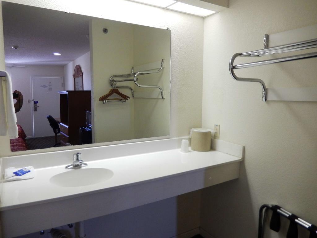 Motel 6-Azle, Tx Dış mekan fotoğraf