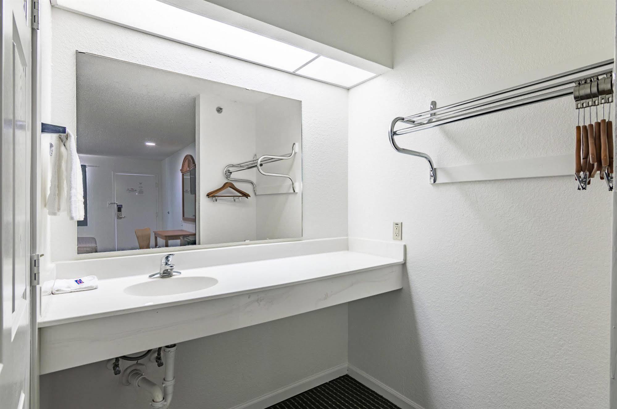 Motel 6-Azle, Tx Dış mekan fotoğraf